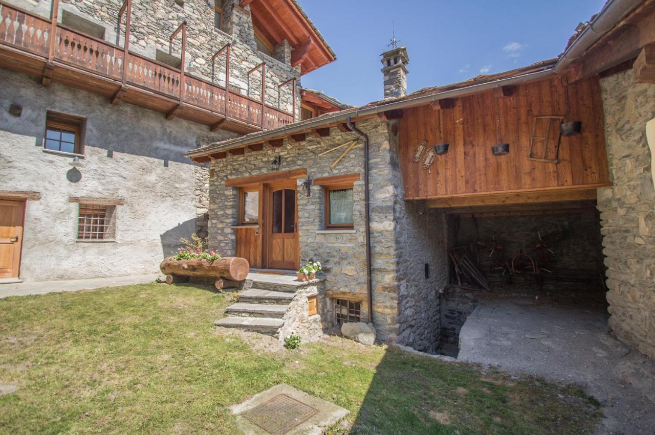La Grandze Villa Allein Exteriör bild